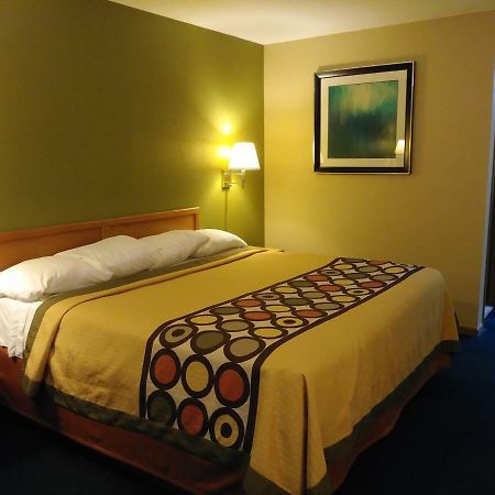 Budgetel Inn & Suites Butler Exterior foto