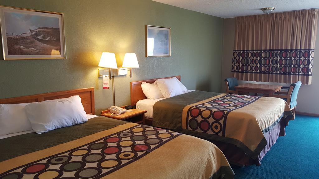 Budgetel Inn & Suites Butler Exterior foto