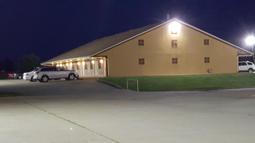 Budgetel Inn & Suites Butler Exterior foto